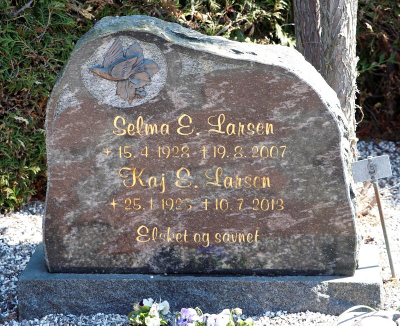 Selma E. Larsen.JPG